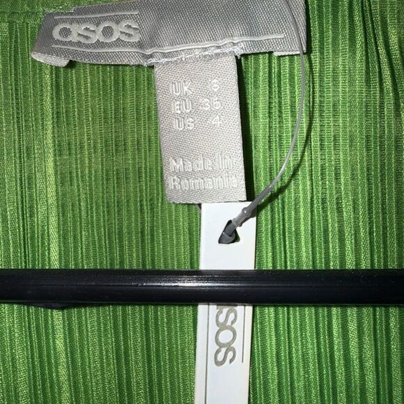 💚 ASOS Pleated Textured Wrap Dress- Size Small (4) - Picture 4 of 9